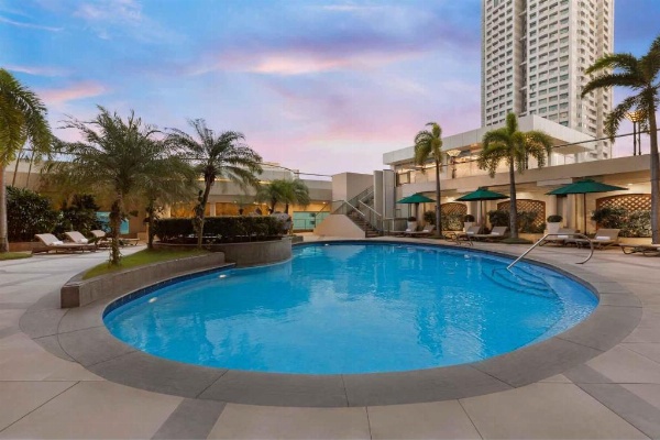 Sheraton Manila Bay Main image